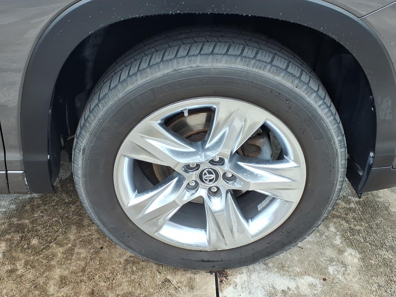 2017 Toyota Highlander Limited