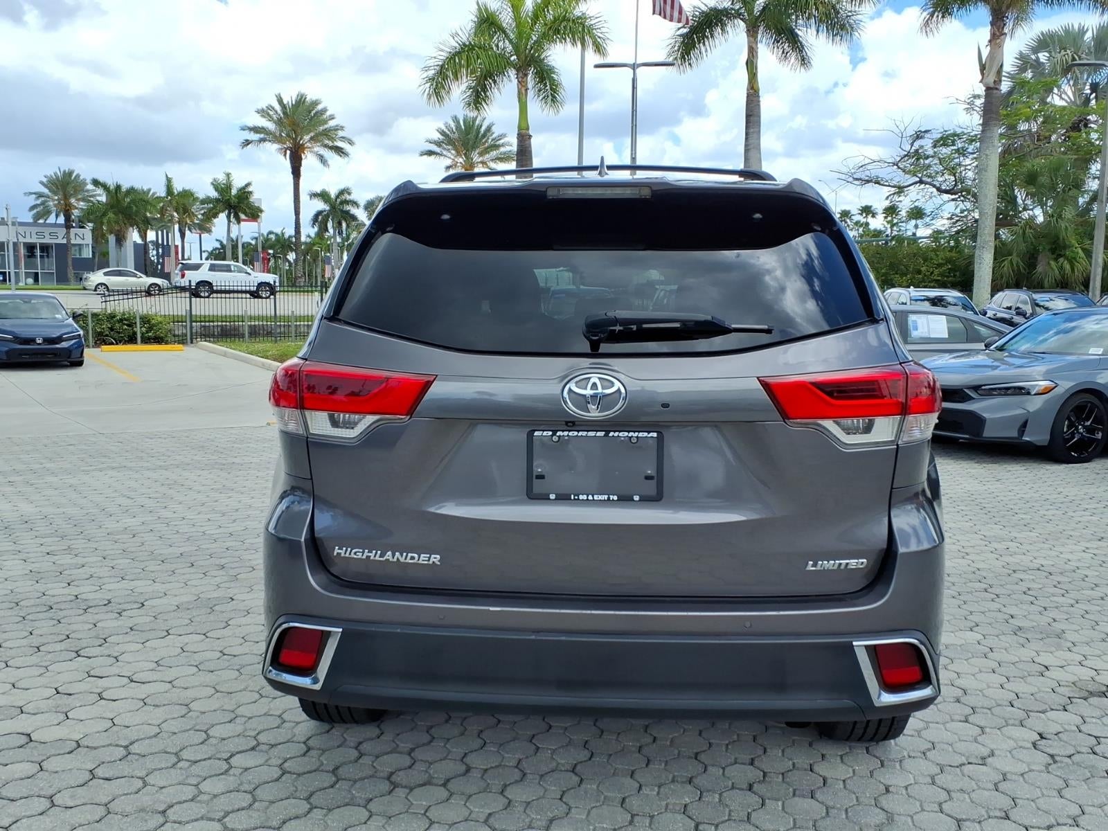 2017 Toyota Highlander Limited