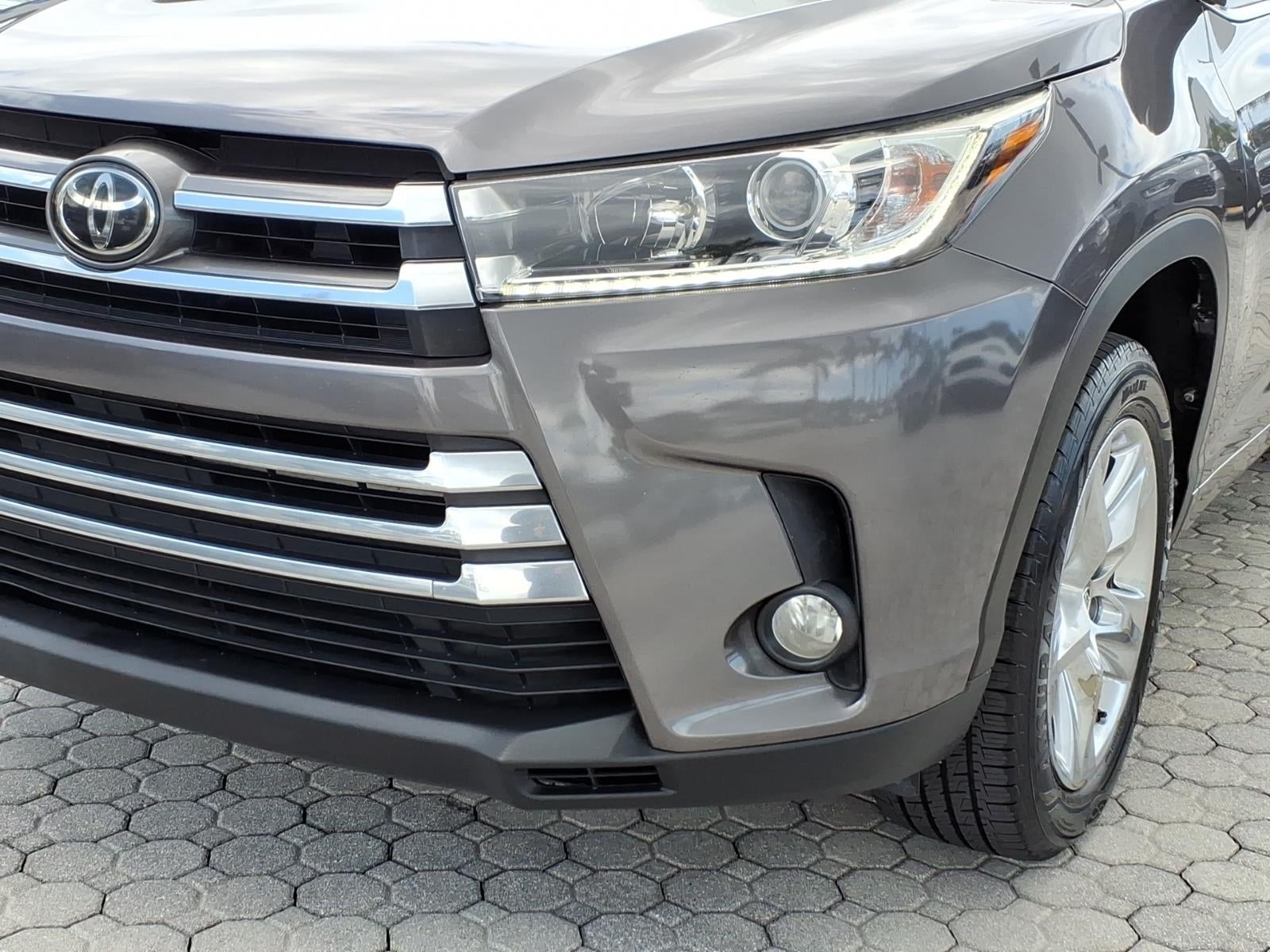 2017 Toyota Highlander Limited