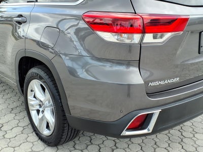 2017 Toyota Highlander Limited