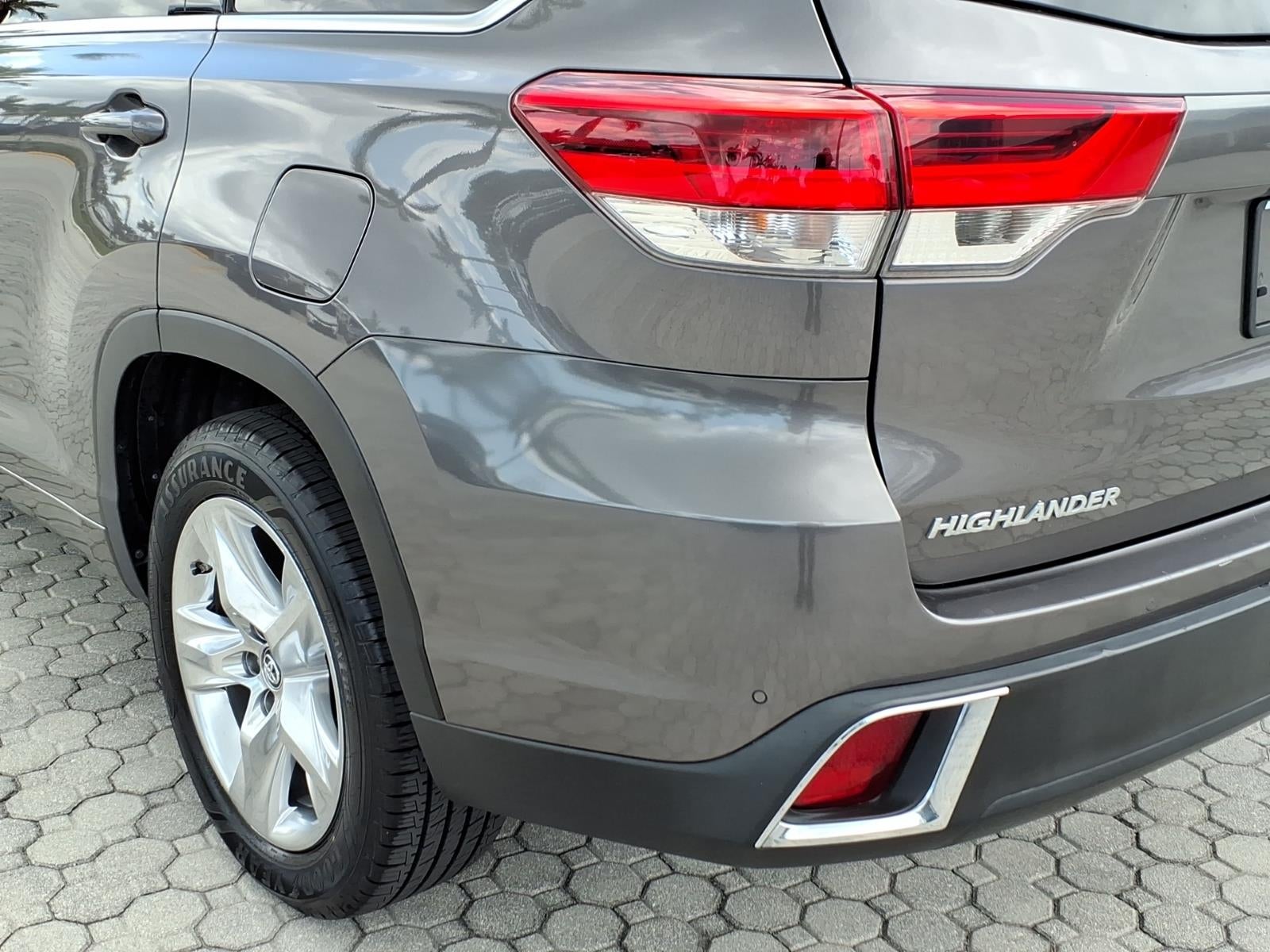 2017 Toyota Highlander Limited