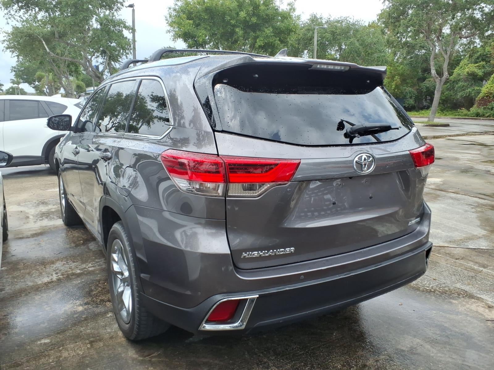 2017 Toyota Highlander Limited
