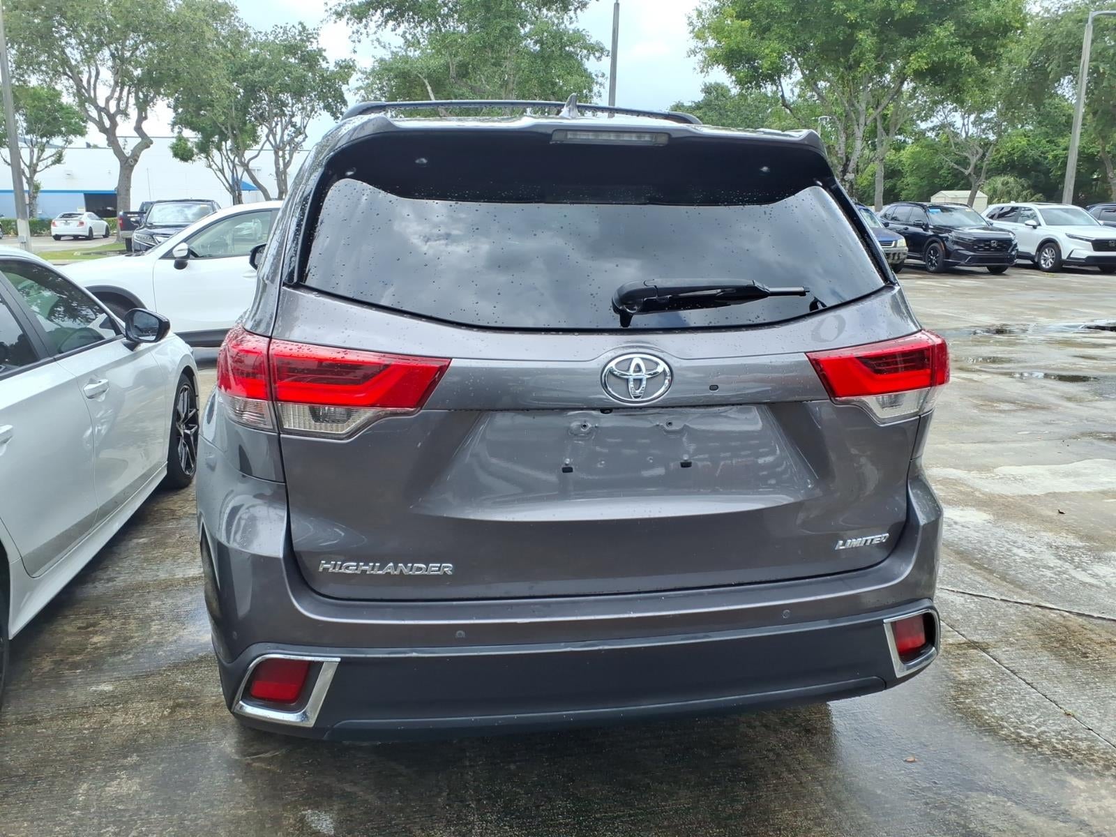 2017 Toyota Highlander Limited