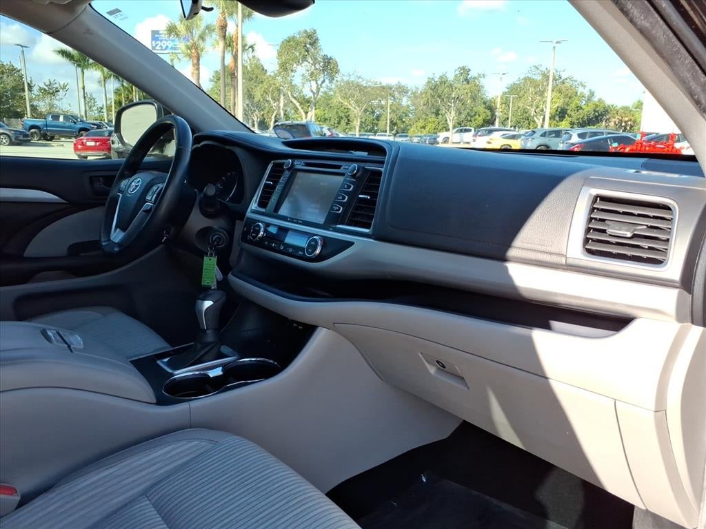 2019 Toyota Highlander LE Plus