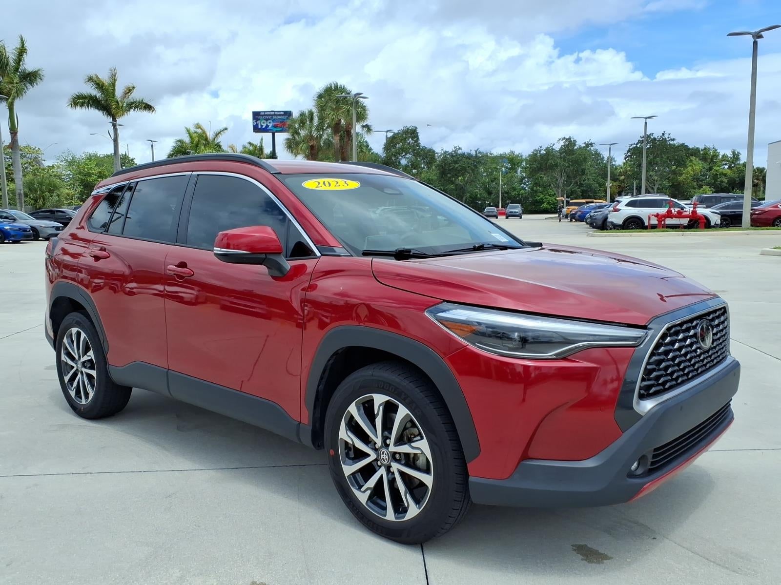 2023 Toyota Corolla Cross XLE