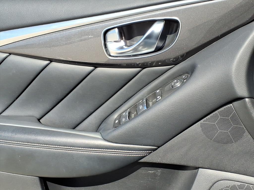 2021 INFINITI Q50 PURE