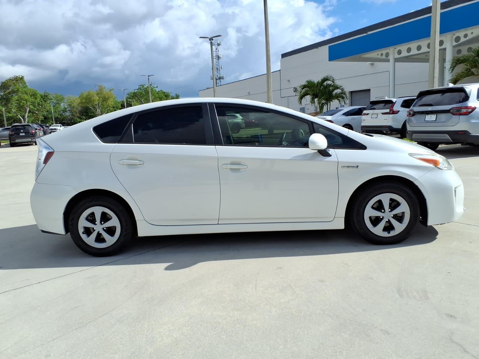 2014 Toyota Prius One