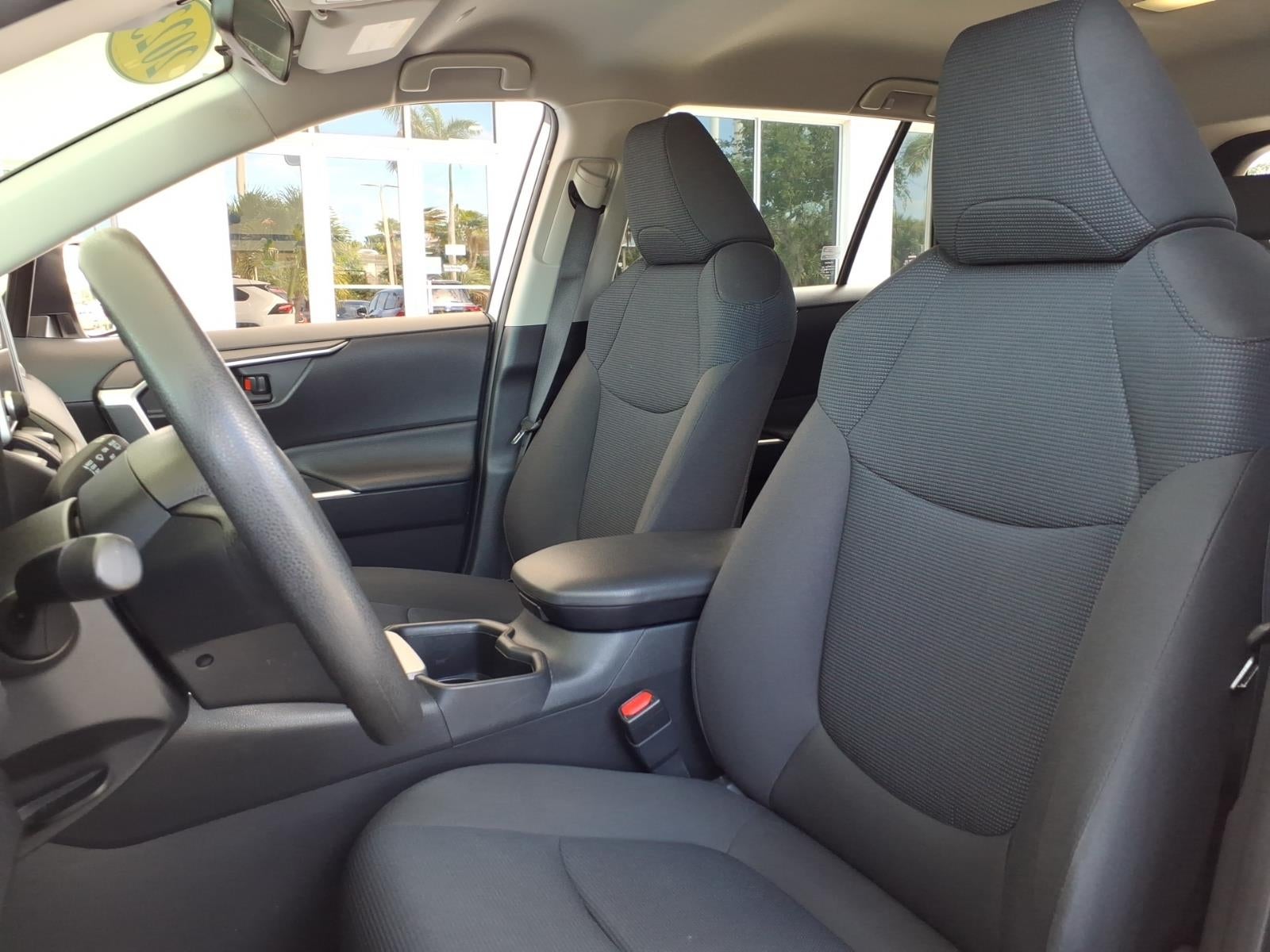 2023 Toyota RAV4 Hybrid LE