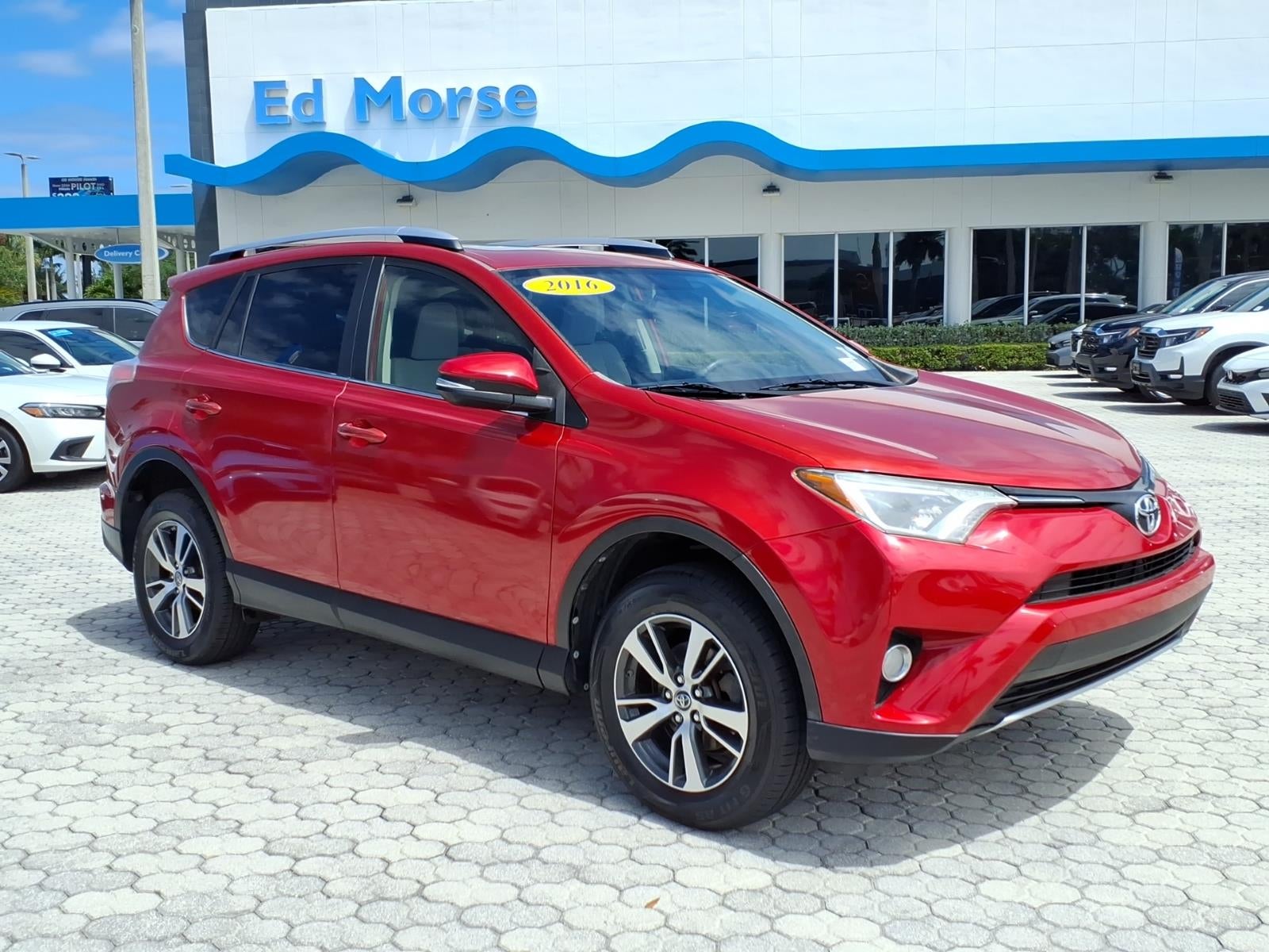 2016 Toyota RAV4 XLE