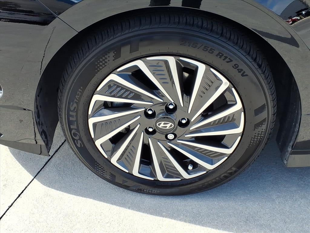 2025 Hyundai SONATA Hybrid SEL