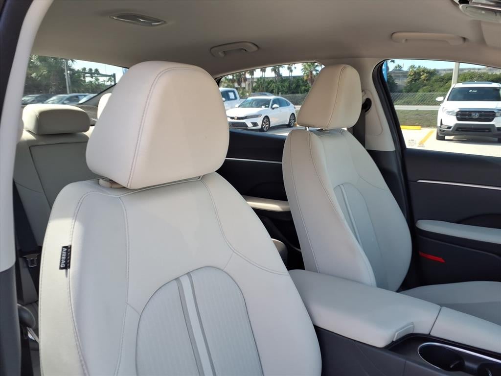 2025 Hyundai SONATA Hybrid SEL