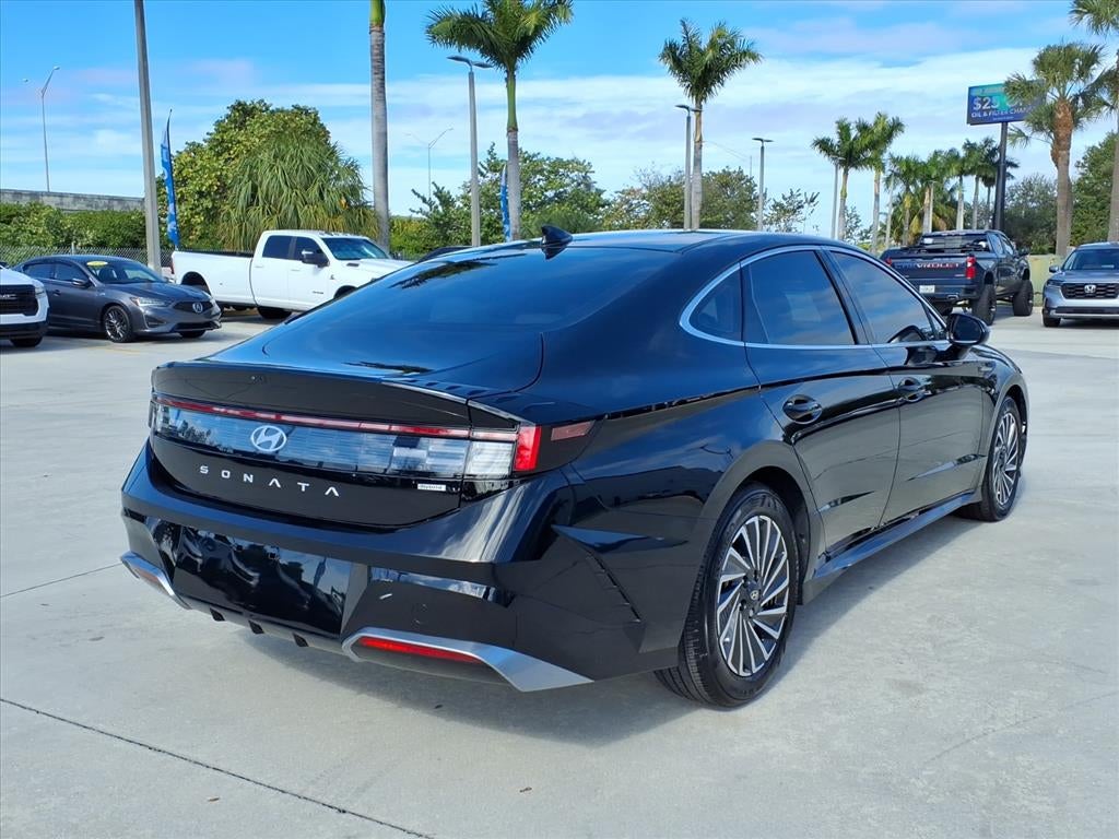 2025 Hyundai SONATA Hybrid SEL