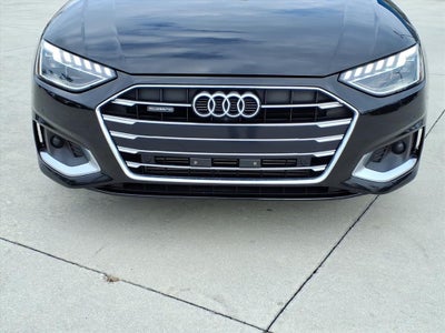 2022 Audi A4 40 Premium Plus quattro