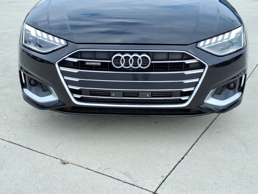 2022 Audi A4 40 Premium Plus quattro
