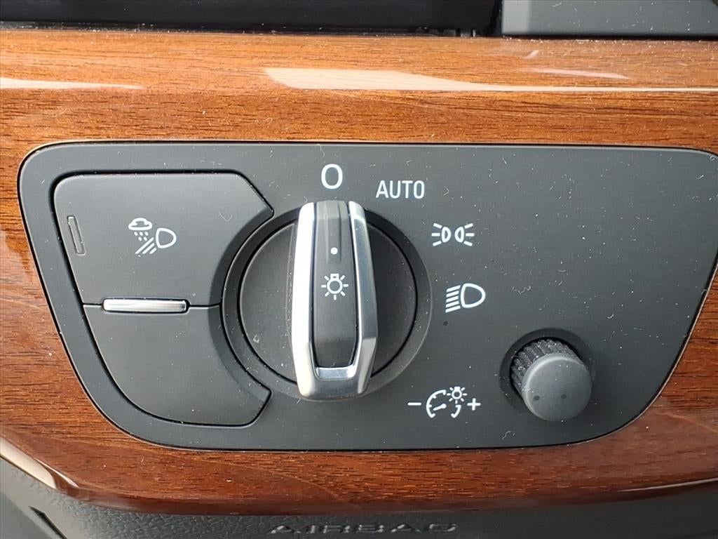 2022 Audi A4 40 Premium Plus quattro