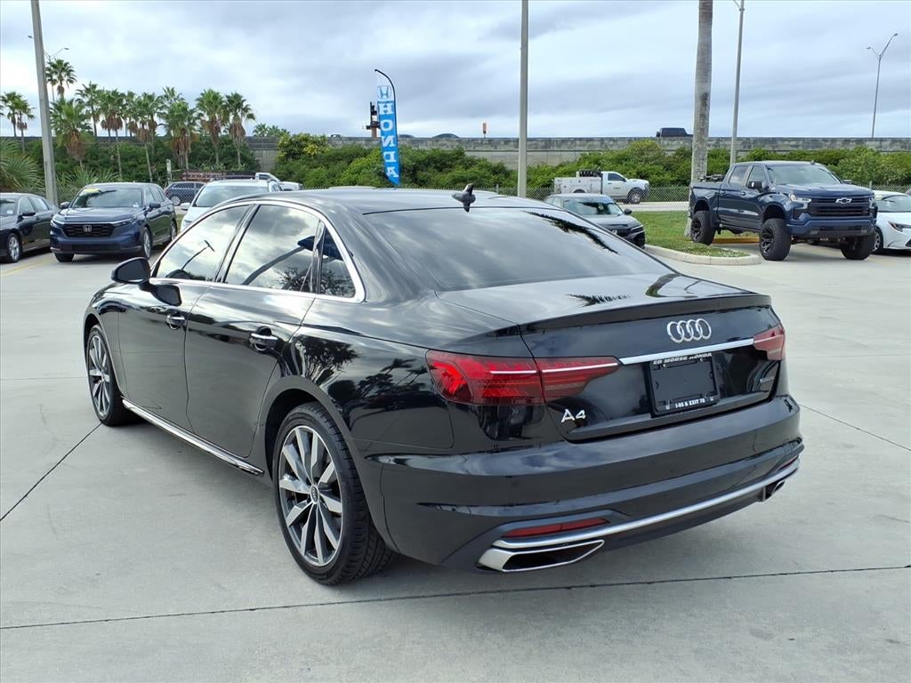 2022 Audi A4 40 Premium Plus quattro