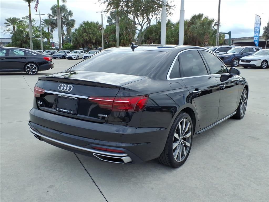 2022 Audi A4 40 Premium Plus quattro