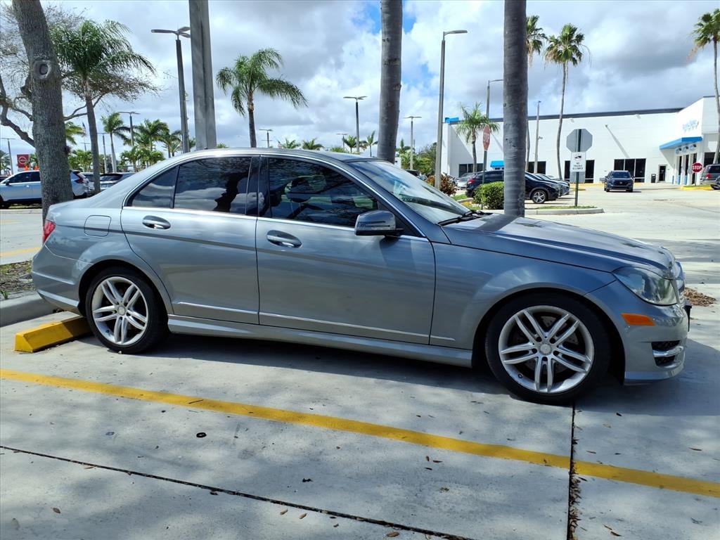 2013 Mercedes-Benz C-Class C 300 Luxury 4MATIC®
